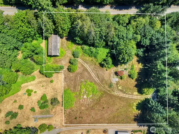 9590 NE Leprechaun Lane, Kingston, WA 98346