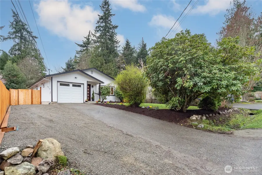 6485 NE Bell Str., Suquamish, WA 98392 - #2