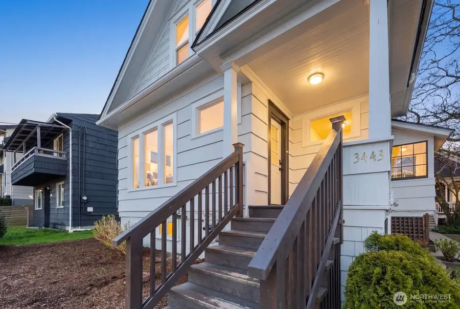 3443 21st Avenue W, Seattle, WA 98199 - #3