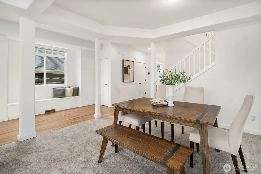 733 N 73rd Street, Seattle, WA 98103 - #3