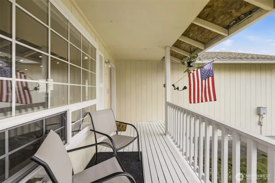 9807 Donovan Court Se, Yelm, WA 98597 - #3