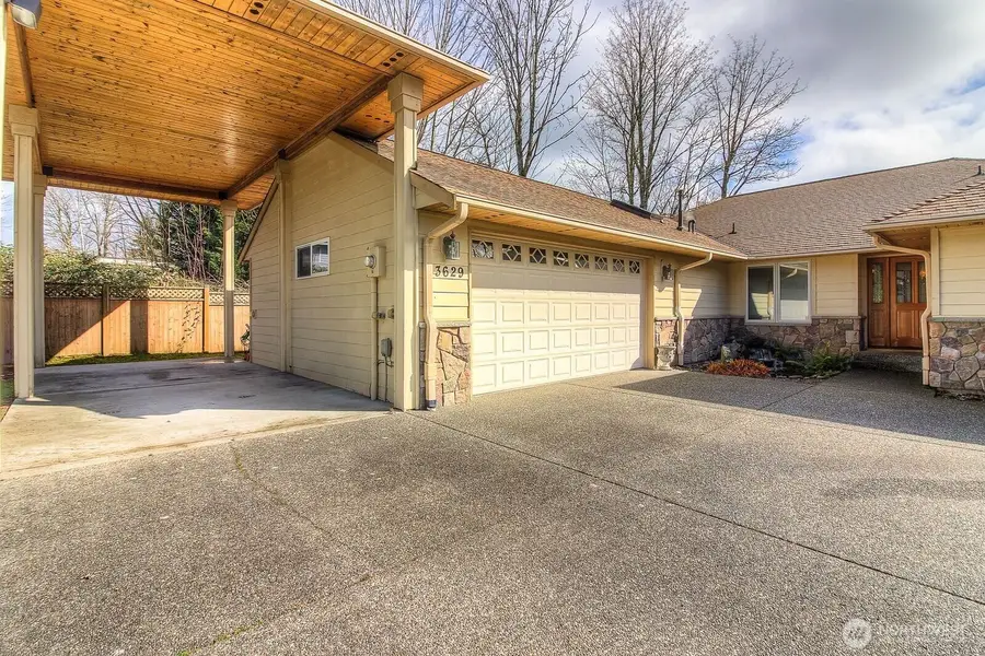 3629 Lincoln Way, Lynnwood, WA 98087 - #3