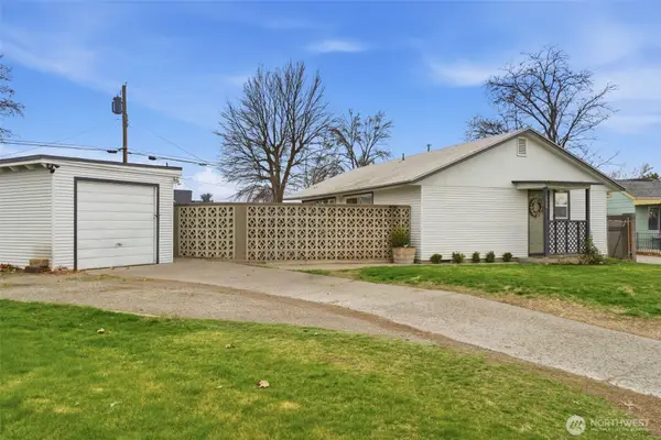 2707 W 6th Place, Kennewick, WA 99336