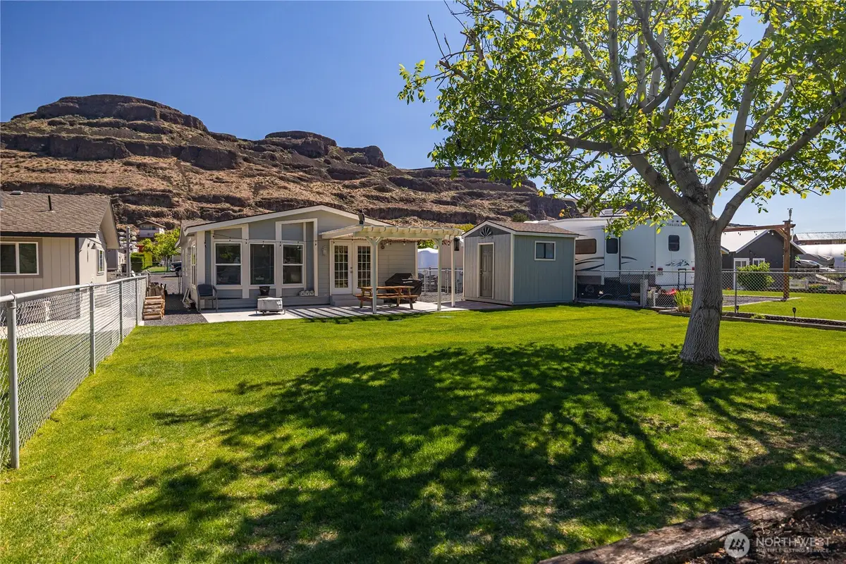 878 SW Hunter Avenue, Quincy, WA 98848 - #1