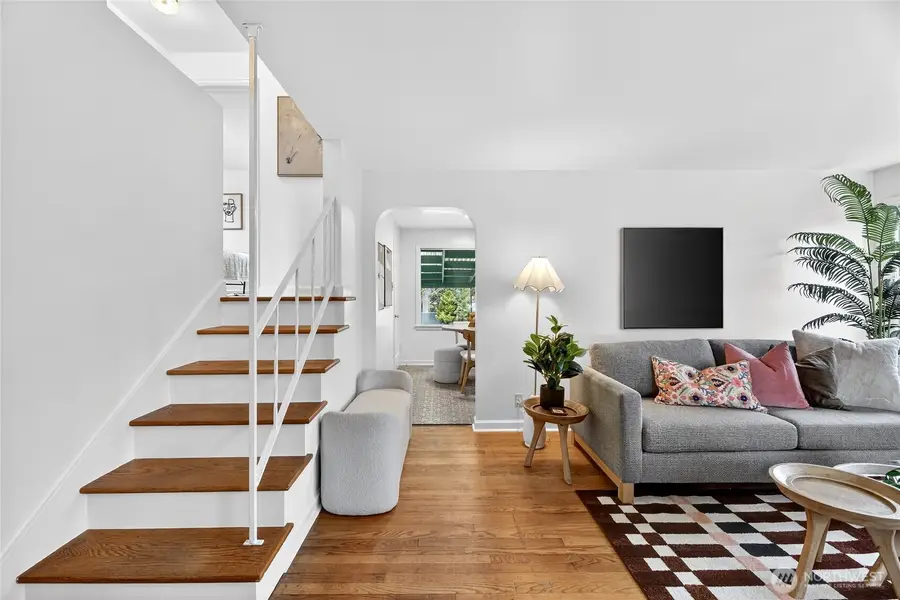 10016 13th Avenue Nw, Seattle, WA 98177 - #3