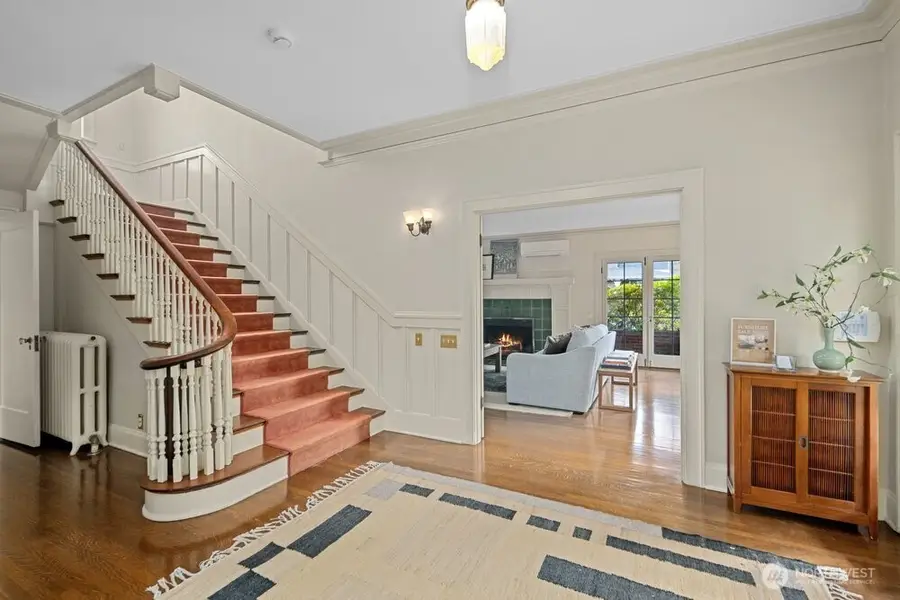 939 21st Avenue E, Seattle, WA 98112 - #3