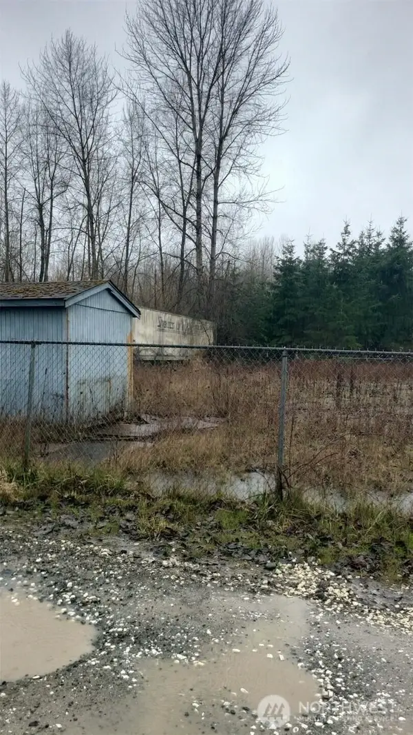 10612 9th Ave Ct E #1, Tacoma, WA 98445