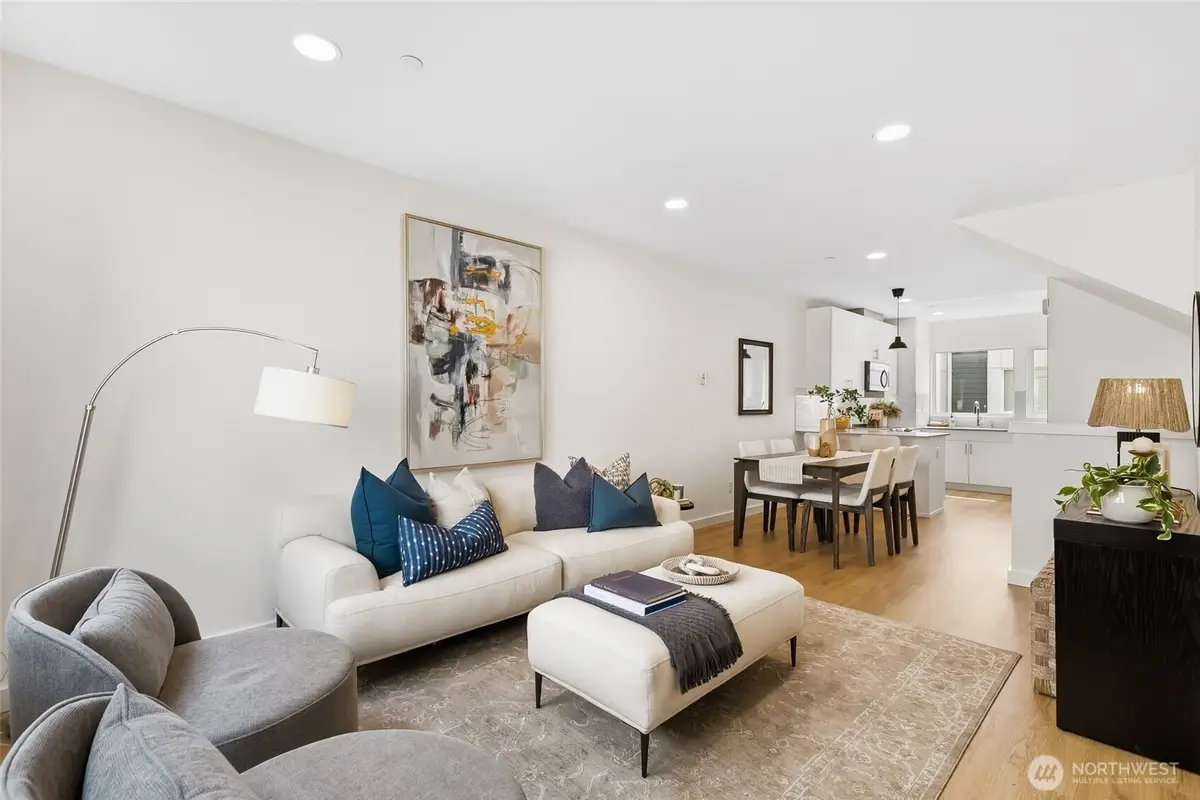 12524 15th Avenue Ne #B, Seattle, WA 98125 - #1