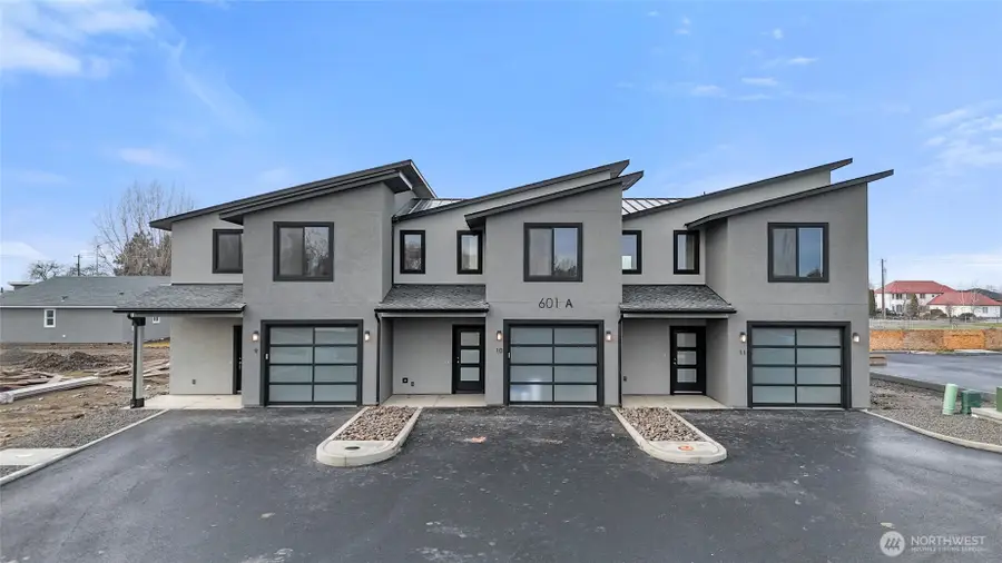 601 Dorsing Street #E25, Moses Lake, WA 98837 - #3