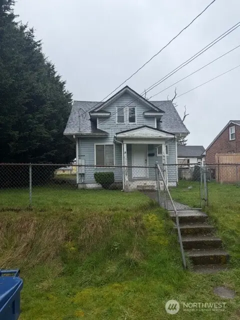 1660 S 42nd Street, Tacoma, WA 98418