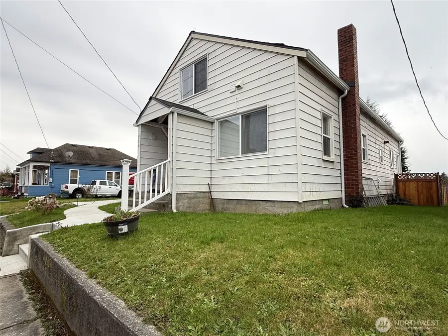 919 Pacific Avenue, Bremerton, WA 98337 - #2