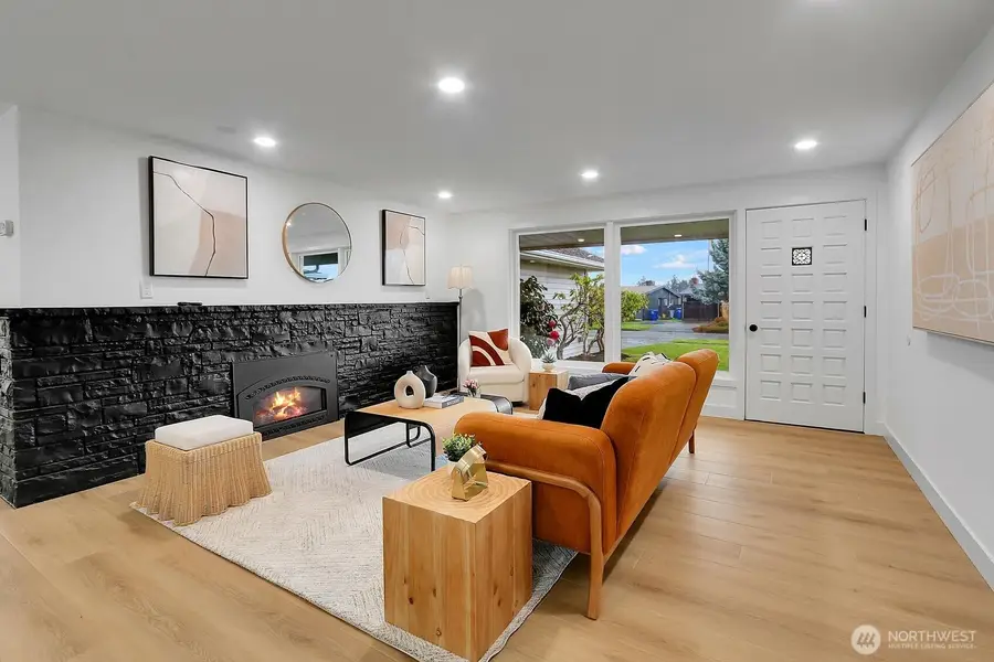 8630 21st Avenue Nw, Seattle, WA 98117 - #3