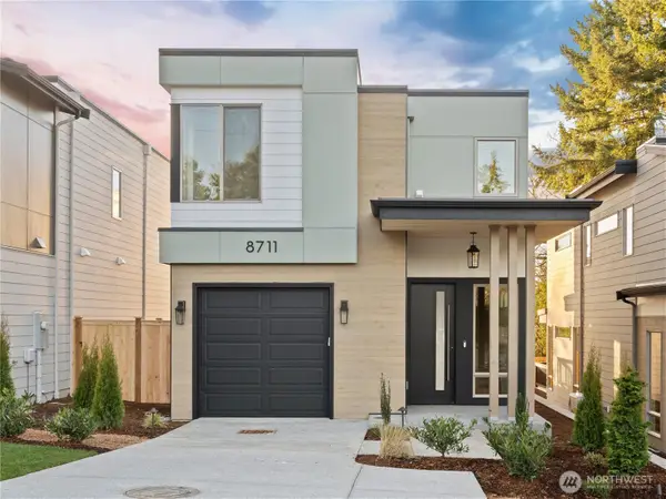 8711 126th Avenue Ne, Kirkland, WA 98033