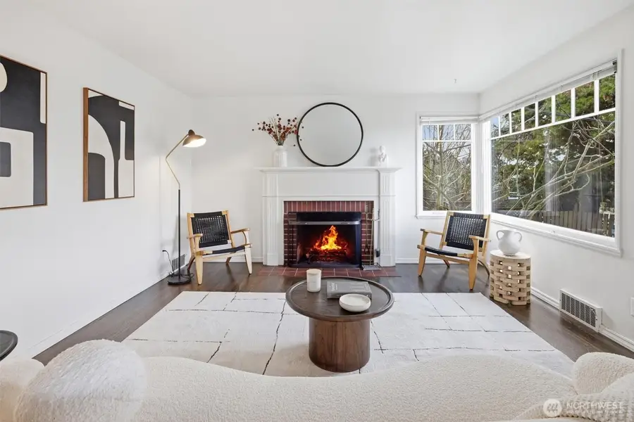 1215 W Armour Street, Seattle, WA 98119 - #3