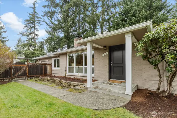 13054 30th Avenue Ne, Seattle, WA 98125