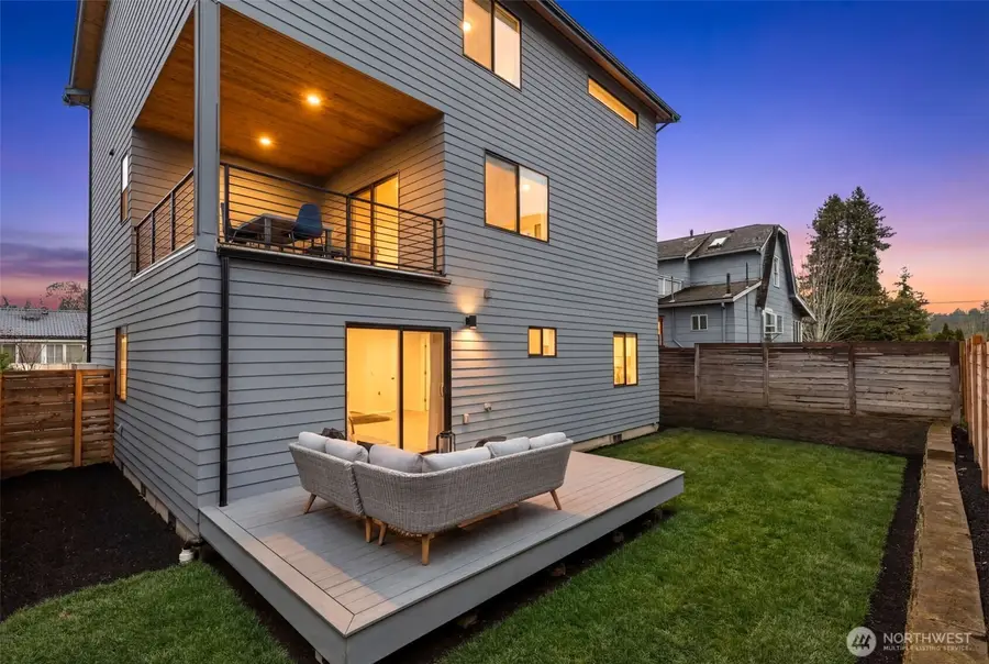 6738 21st Avenue Sw, Seattle, WA 98106 - #2