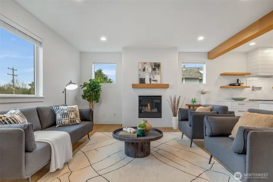 6738 21st Avenue Sw, Seattle, WA 98106 - #3