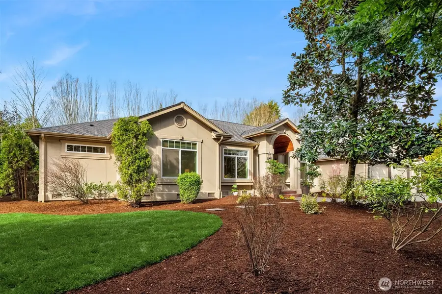 2411 98th Avenue Ne, Clyde Hill, WA 98004 - #2