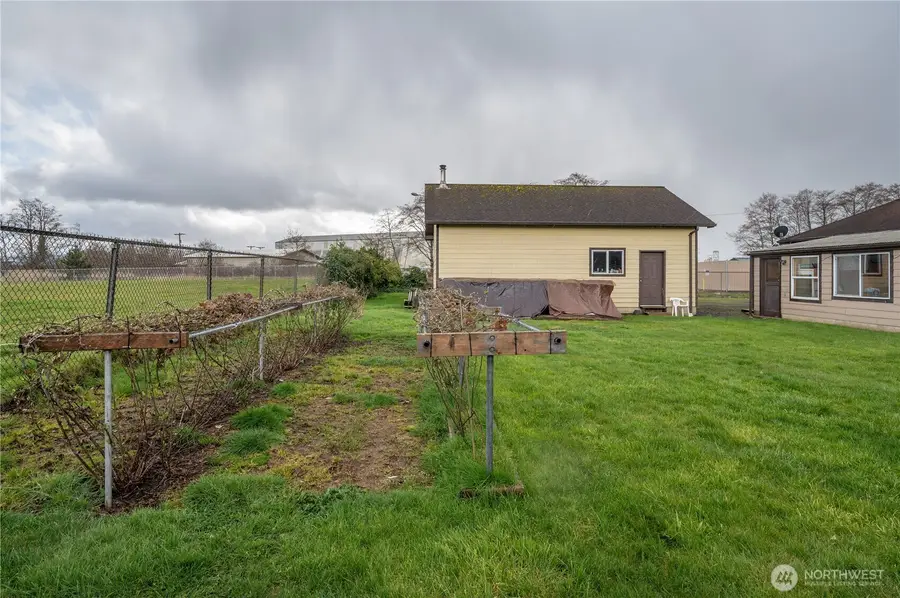 304 Oak Street, Aberdeen, WA 98520 - #3