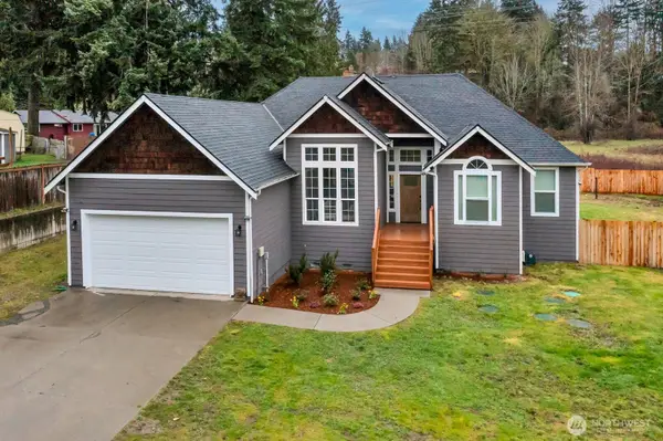 21317 Locust Way, Lynnwood, WA 98036