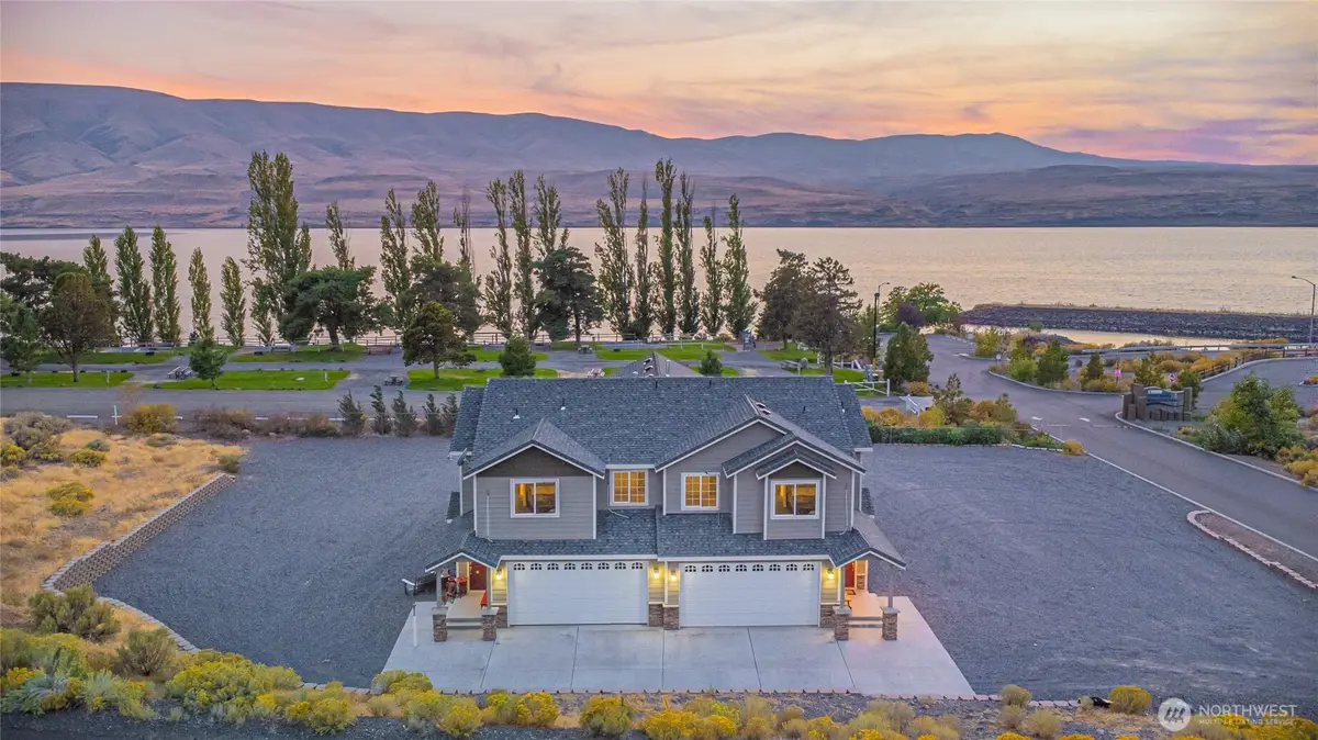 302 Desert Aire Drive Sw #A/B, Mattawa, WA 99349 - #1