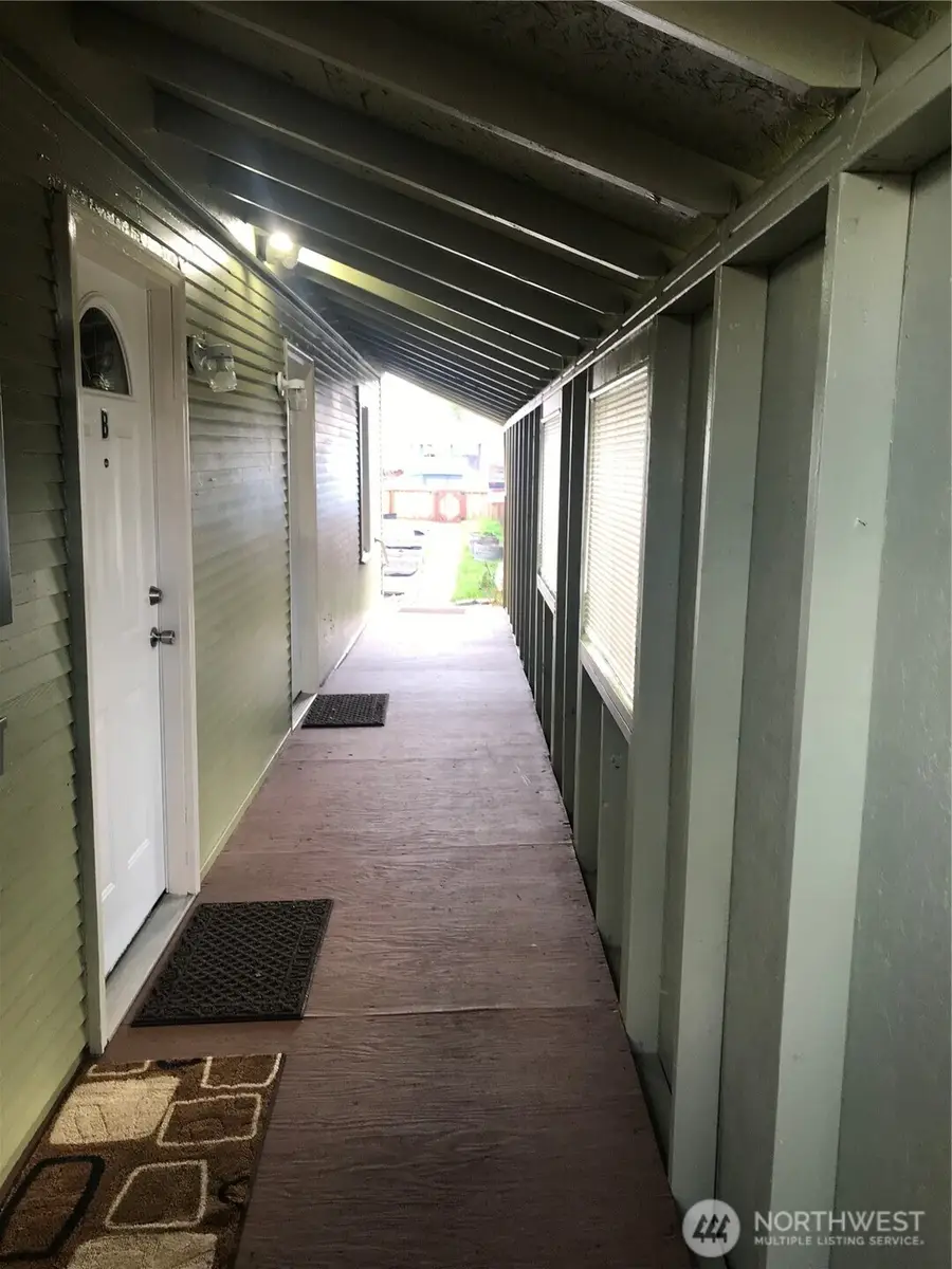 713 N Tower Avenue #A/B, Centralia, WA 98531 - #2