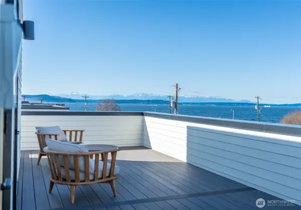 2626 58th Avenue Sw, Seattle, WA 98116