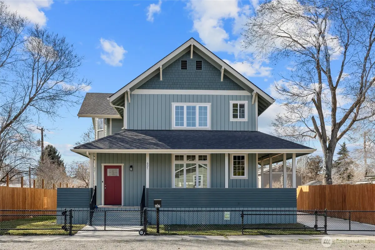 607 N Kittitas Street, Ellensburg, WA 98926 - #1