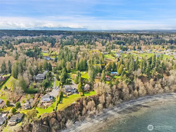 23300 Jefferson Point Road Ne, Kingston, WA 98346