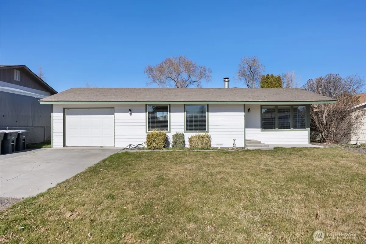 519 S Pommer Ave, Moses Lake, WA 98837 - #1