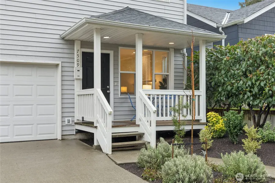 7509 Fremont Avenue N, Seattle, WA 98103 - #2
