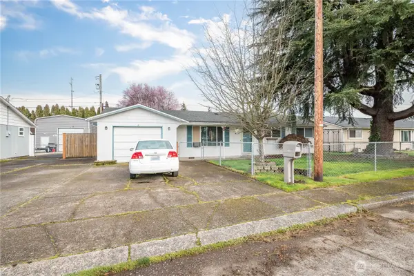 359 Douglas Street, Longview, WA 98632