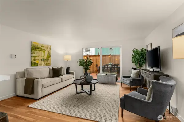 845 NE 125th Street #103, Seattle, WA 98125