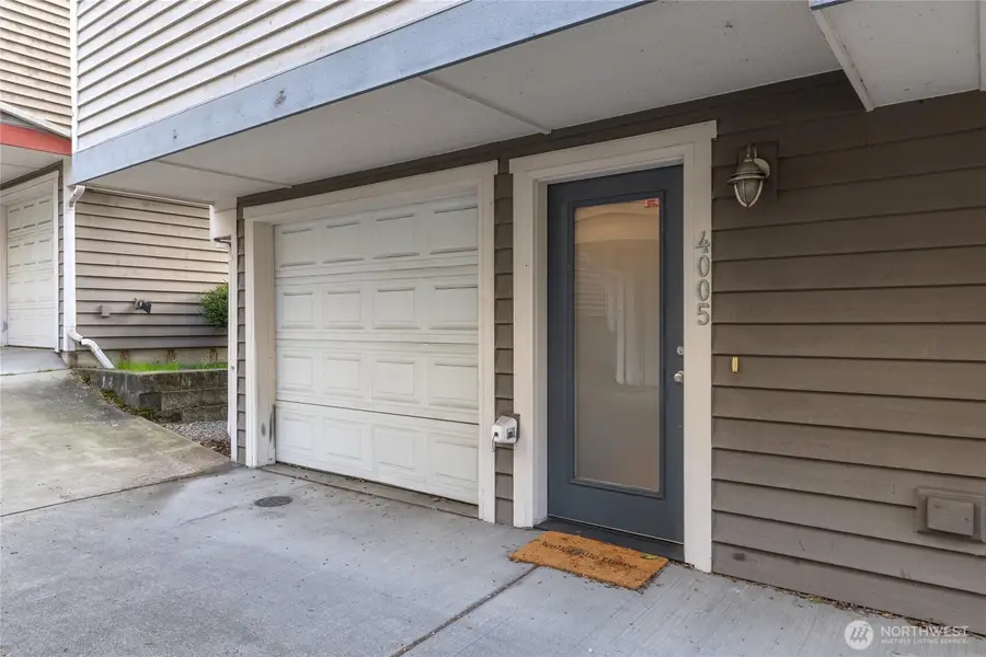 4005 7th Avenue Ne, Seattle, WA 98105 - #2