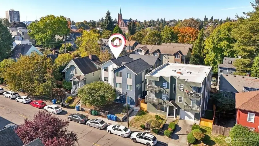 5255 Brooklyn Avenue Ne, Seattle, WA 98015 - #3