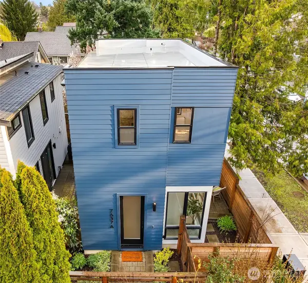 7637 46th Avenue S #A, Seattle, WA 98118