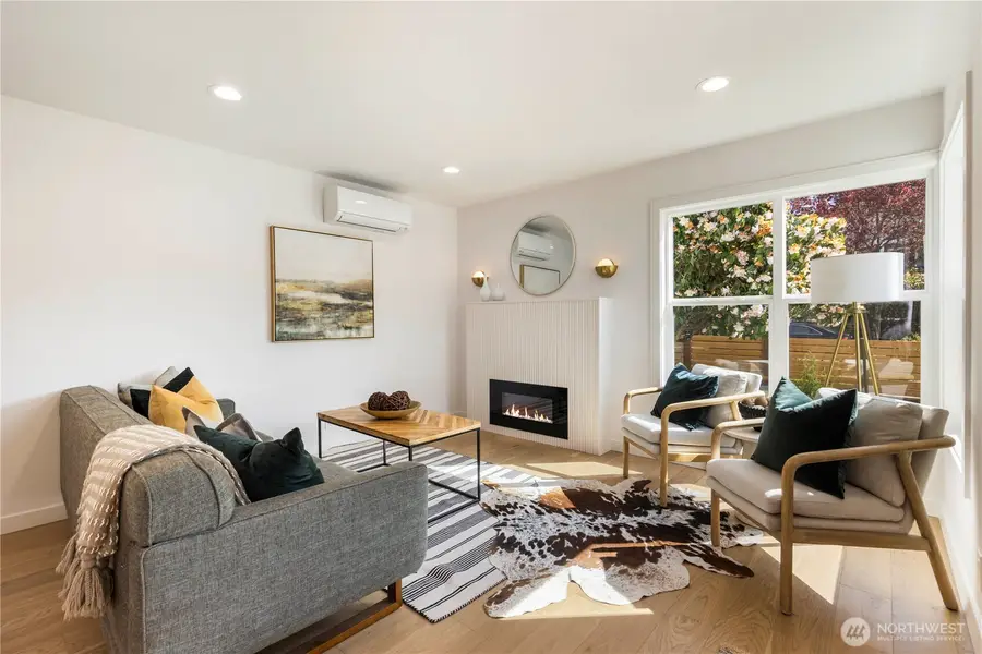 828 NE 95th Street, Seattle, WA 98115 - #2