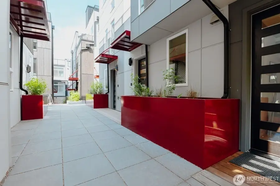 1709 20th Ave, Seattle, WA 98122 - #3