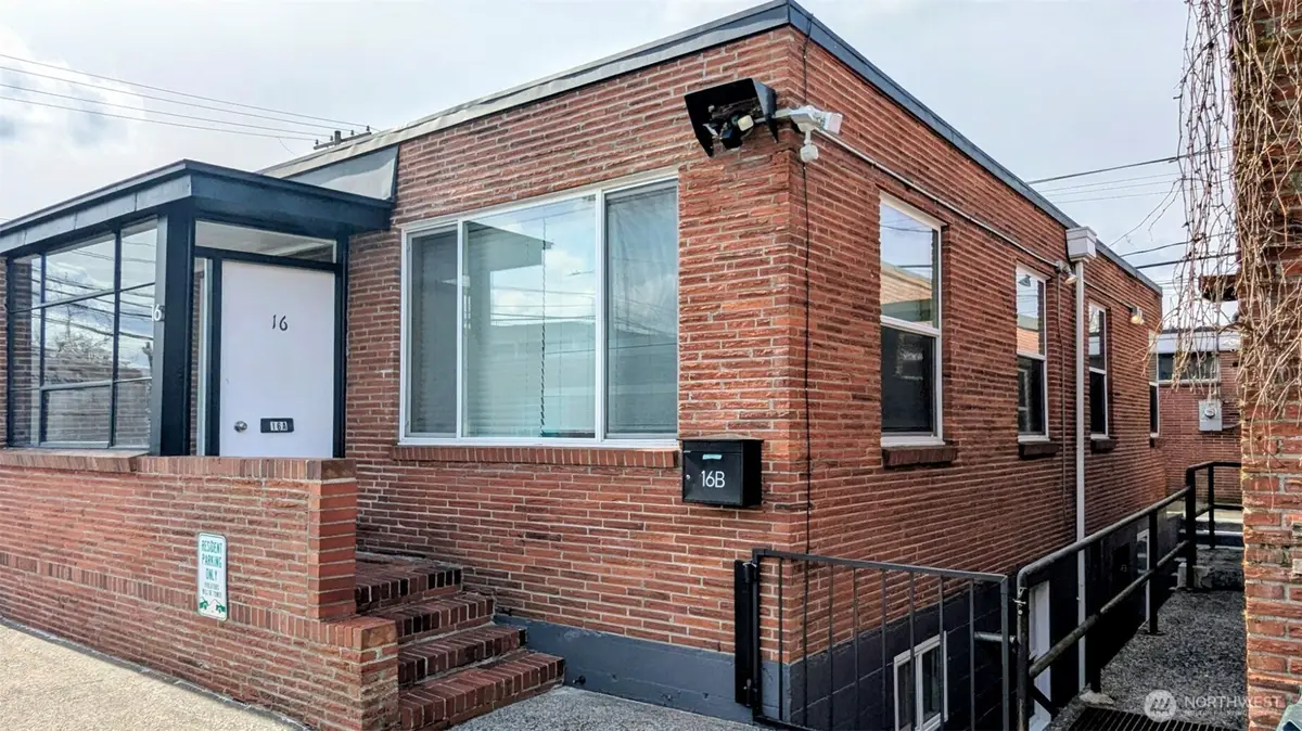 1206 S 11th Street #16, Tacoma, WA 98405 - #1