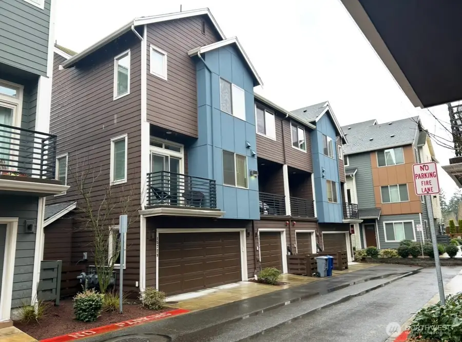 15729 NE 14th Aly, Bellevue, WA 98008 - #2