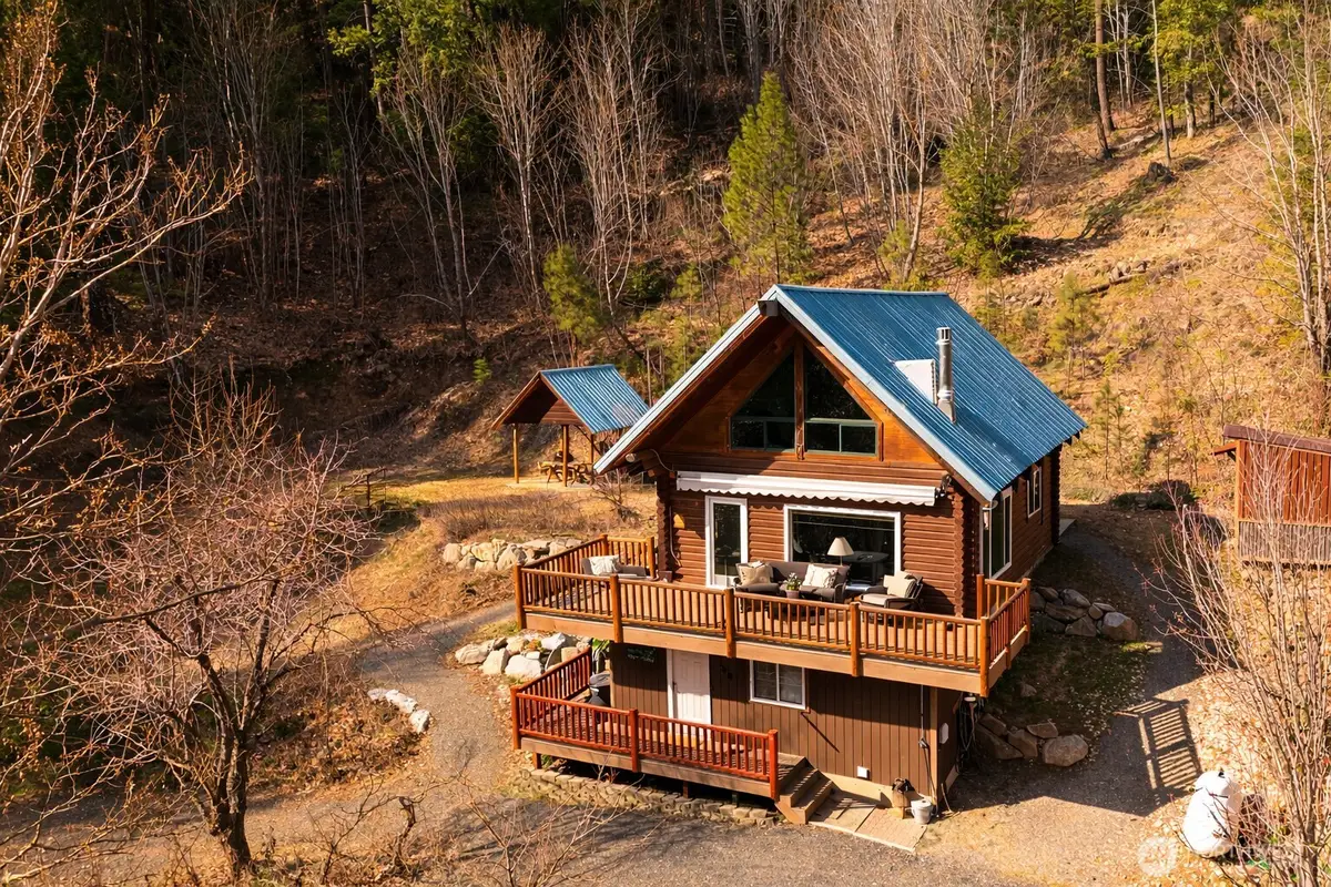 10666 Chumstick Hwy, Leavenworth, WA 98826 - #1