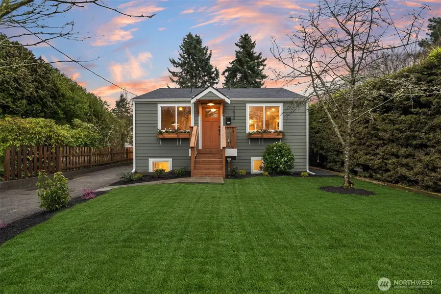 7536 13th Avenue Nw, Seattle, WA 98117 - #2