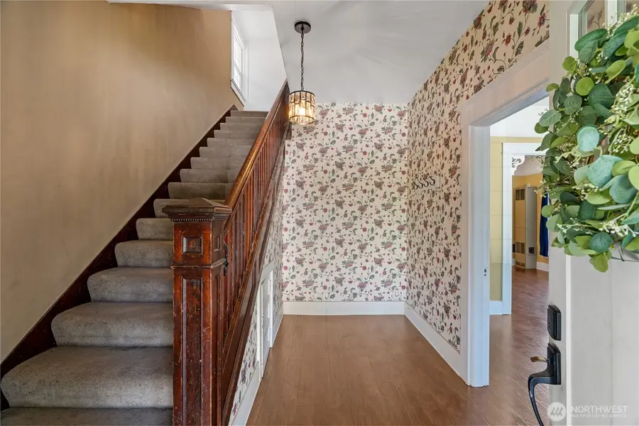 626 Eklund Avenue, Hoquiam, WA 98550 - #2