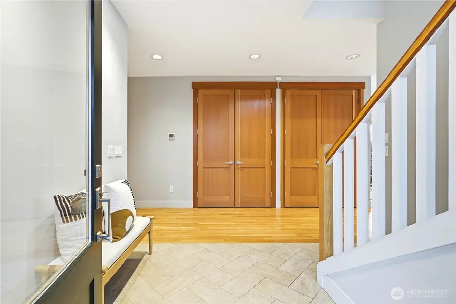 28 W North Camano Drive, Camano Island, WA 98282 - #2