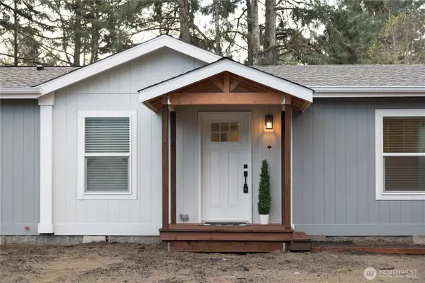 2 E Panorama Drive, Shelton, WA 98584