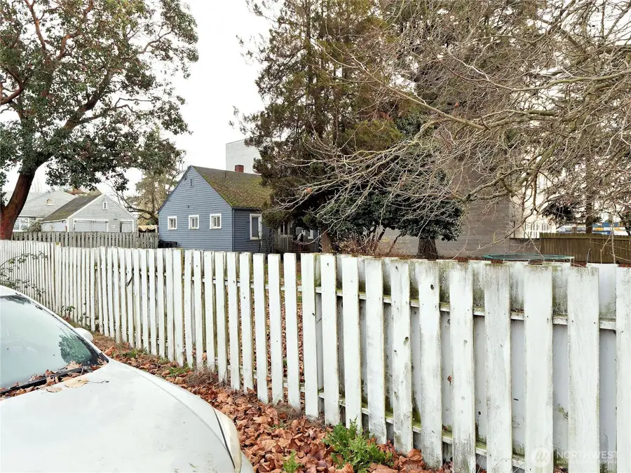 13502 Ambaum Boulevard Sw, Burien, WA 98146 - #3