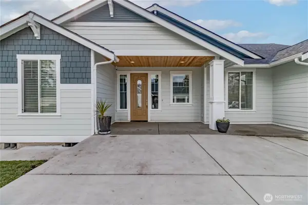 9409 9th Avenue Ct E, Tacoma, WA 98445