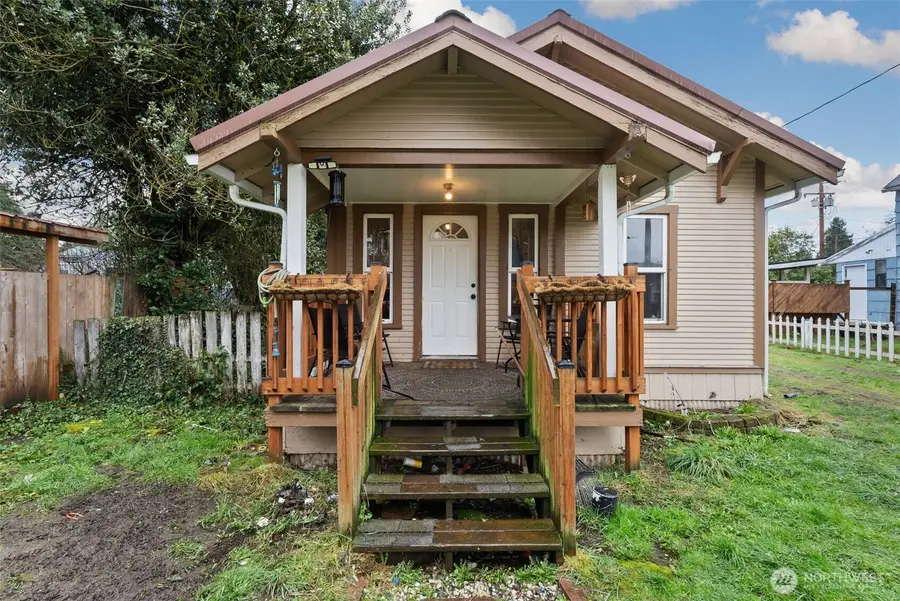 1817 N Tower Avenue, Centralia, WA 98531 - #2