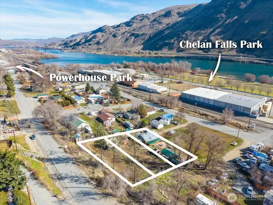 470 2nd Street, Chelan Falls, WA 98817 - #2