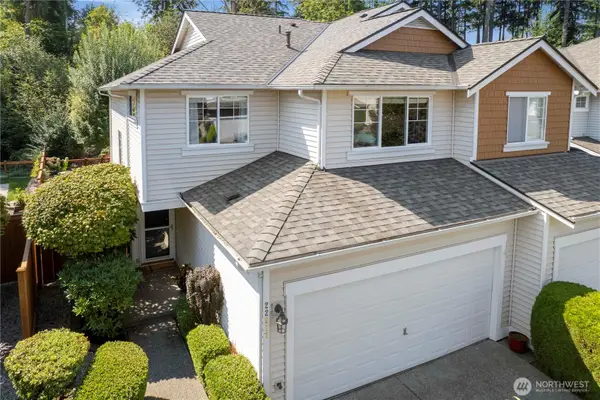 22917 SE 241st Place, Maple Valley, WA 98038